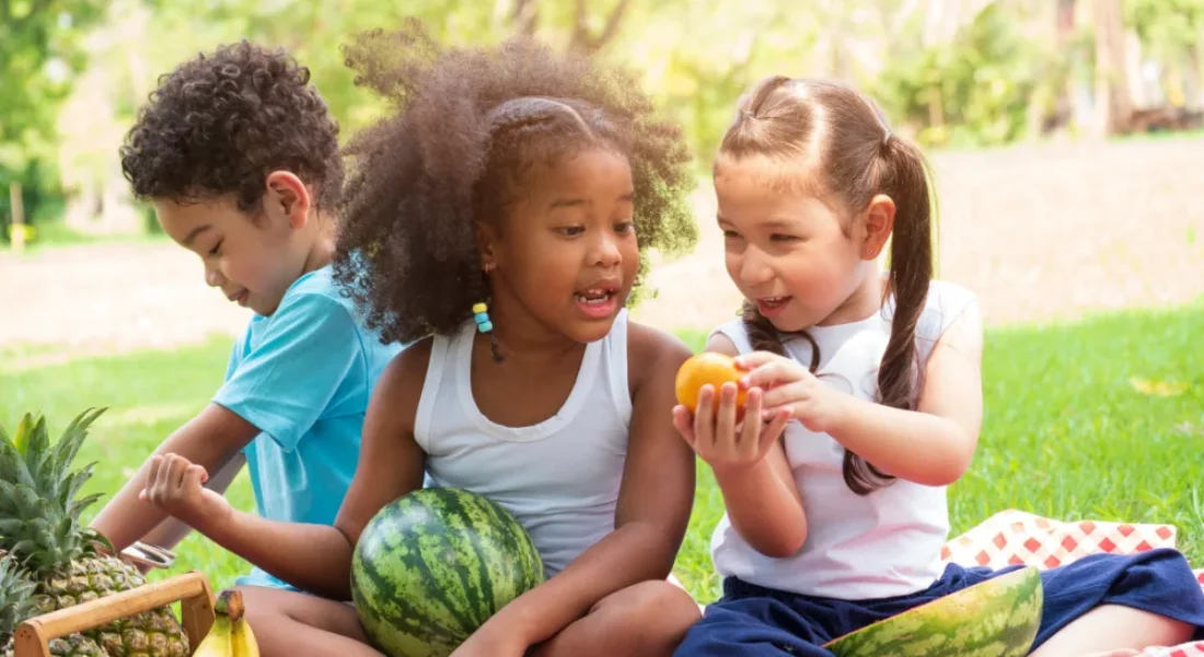 La Importancia de una alimentación saludable para los pequeños y 6 ejemplos