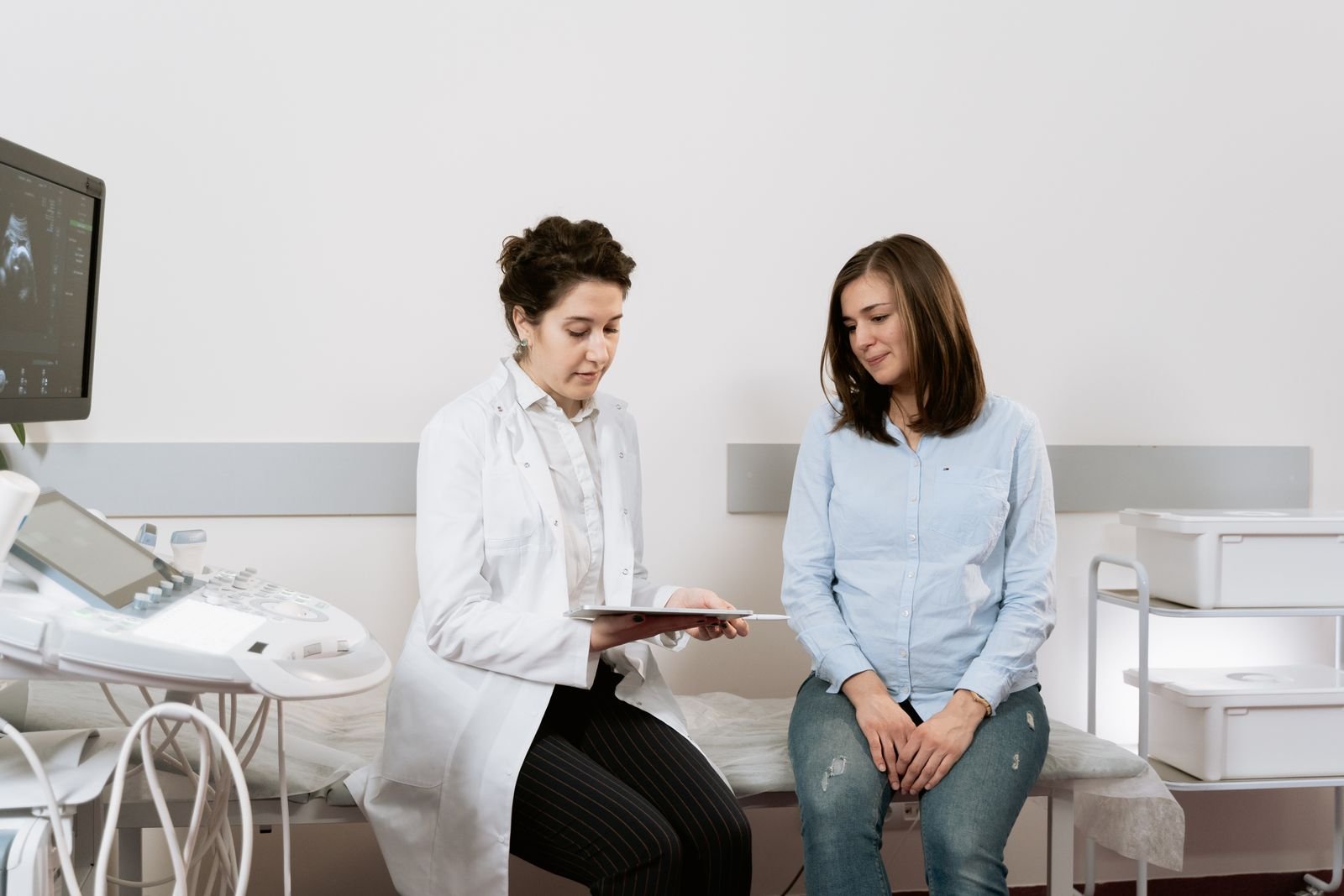 Consulta prenatal con el pediatra: qué es y por qué conviene agendarla antes de que nazca tu bebé
